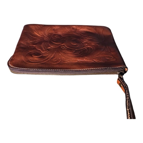 Patricia Nash Cassini Wristlet - Picture 9 of 15